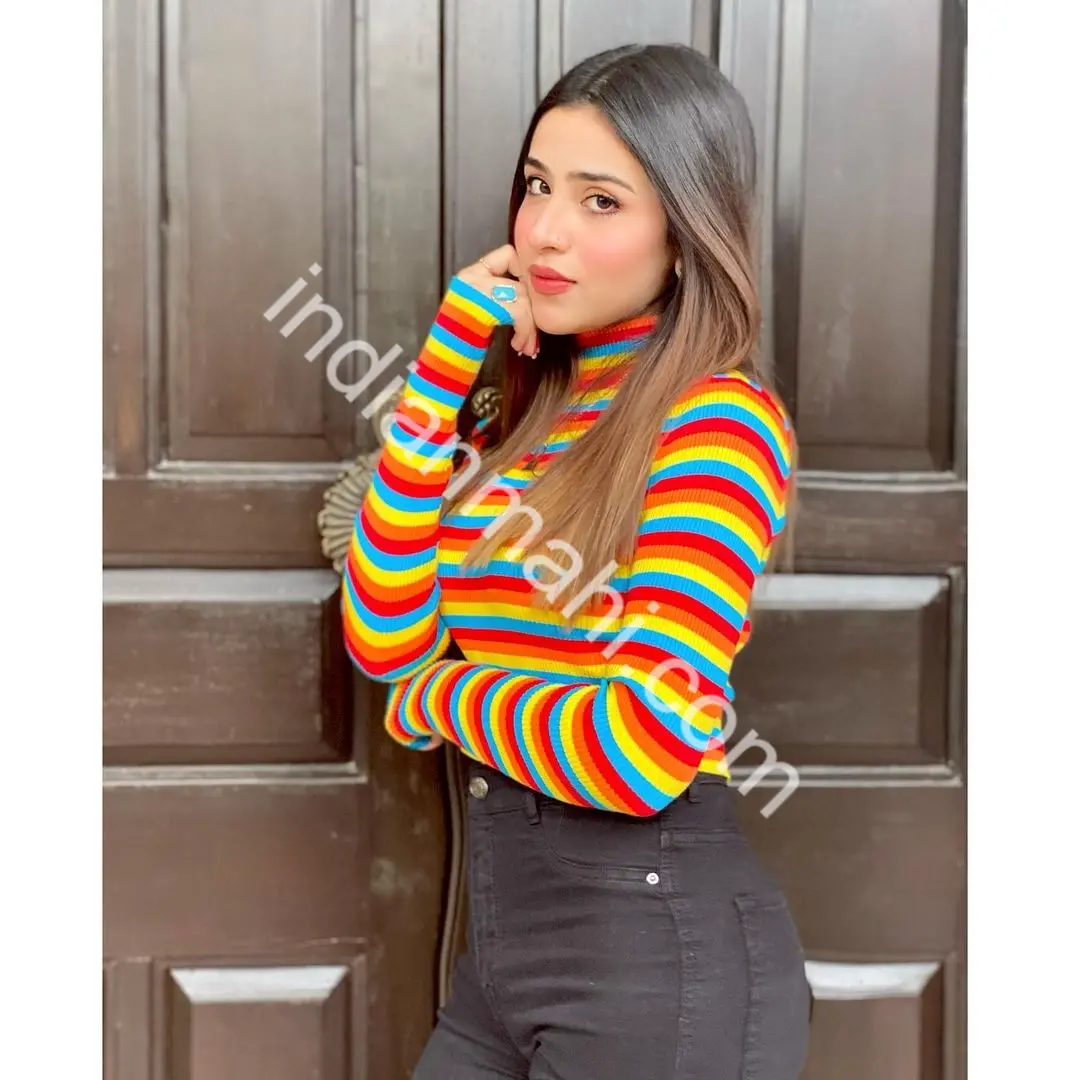 Dubai out-call escort