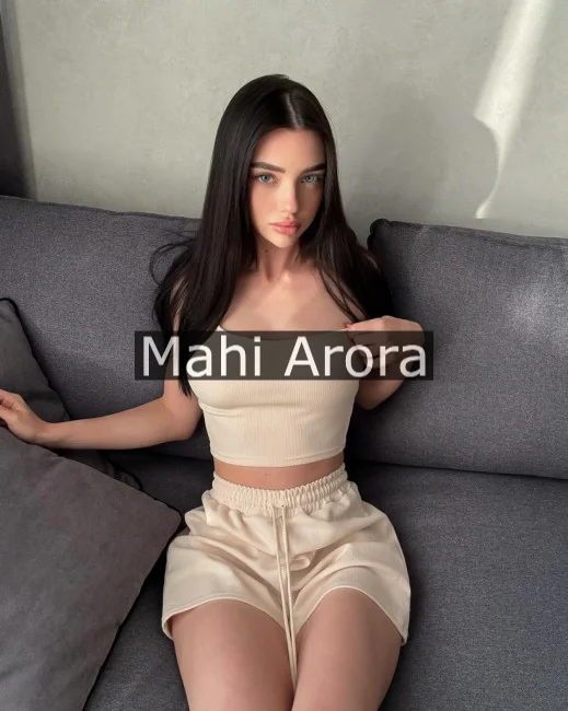 Hot & Cute Dubai Escort